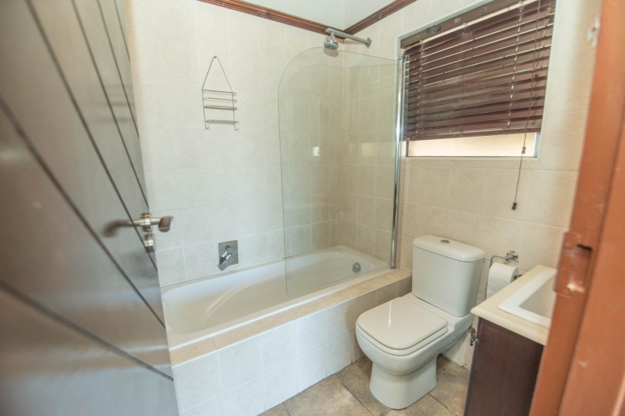 6 Bedroom Property for Sale in Walmer Heights Eastern Cape